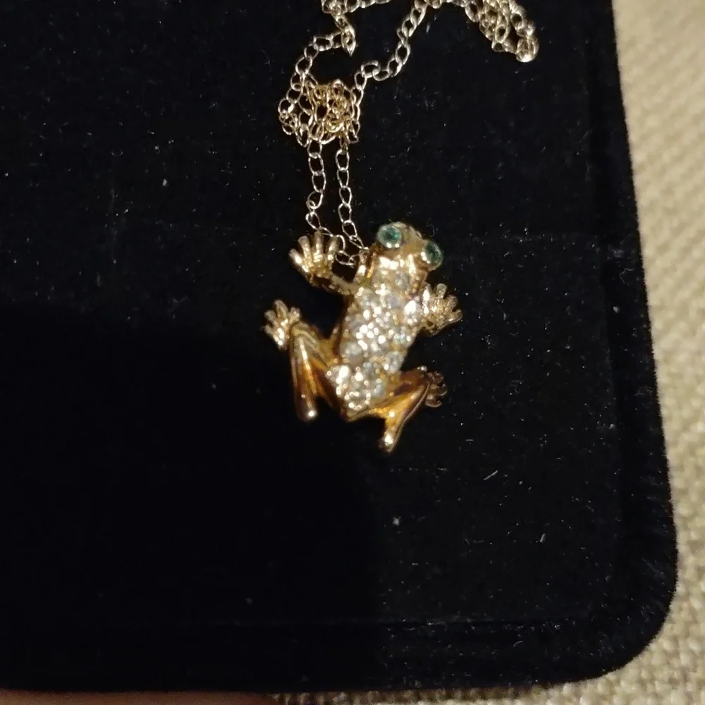 Diamond Frog Pendant Necklace, 14kt Yellow Gold - Picture 2 of 6